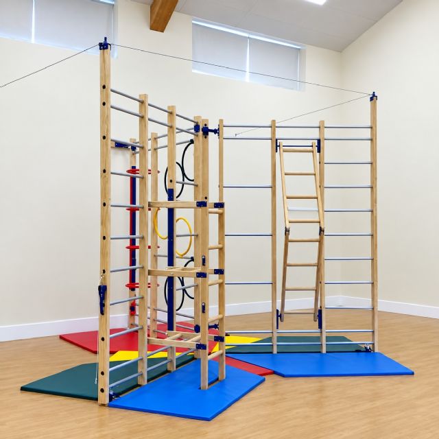 Cable Braced Trio Nova Frame with Screw Down Floor Pads