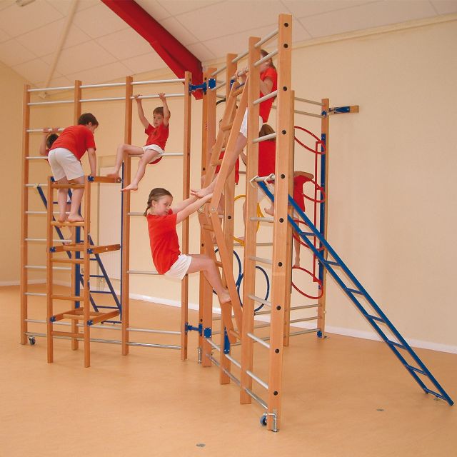 Trio Nova Climbing Frame